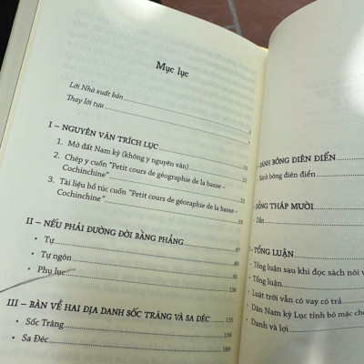 (Bộ 2 Cuốn, bìa cứng) TIẾNG NÓI NAM KỲ CŨ – Địa Danh, Nhơn Danh, Thổ Ngữ & SÀI GÒN DƯỚI MẮT TÔI – Kể Tiếp Những Câu Chuyện Về Sài Gòn – Vương Hồng Sển – NXB Trẻ