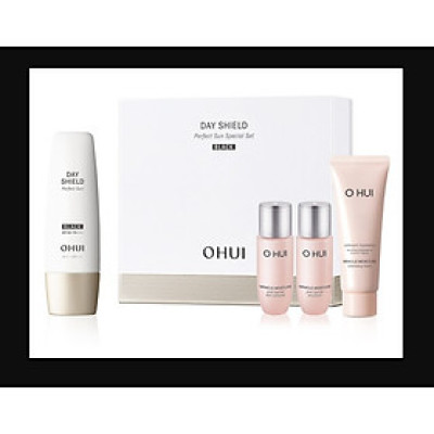 Bộ kem chống nắng OHUI DS PERFECT SUN BLACK SET