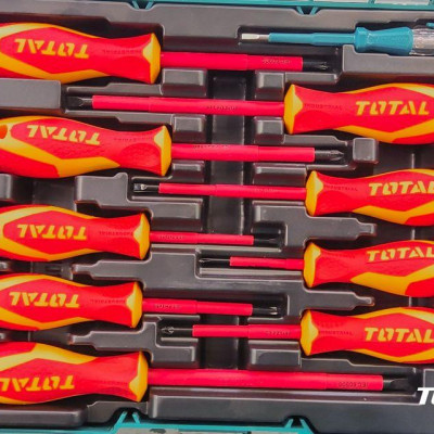 BỘ 10 CÔNG CỤ CẦM TAY CÁCH ĐIỆN TOTAL THKTV02S101 - HÀNG CHÍNH HÃNG