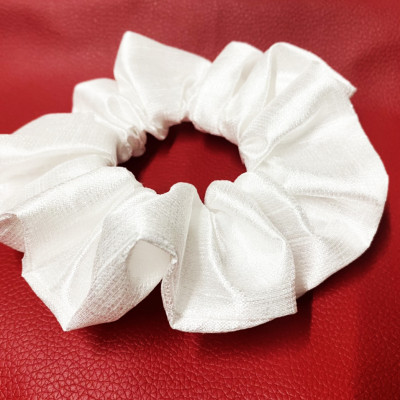 Cột tóc scrunchies vải dày màu kem cực sang, đeo cột tóc đều đẹp - loại big size (mẫu mới )