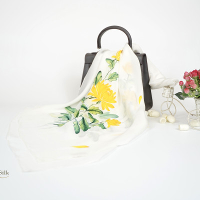 Khăn Lụa Tơ Tằm Vẽ Hoa Cúc Vàng SenSilk - Art of Silk Quà Tặng Mẹ - Hand Painted Silk Scarf - High Quality Pure Silk