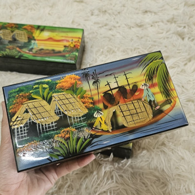 Hộp trang sức sơn mài vẽ màu lót nhung bên trong sang trọng size 10x20 cm