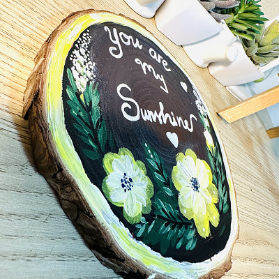 Tranh Vẽ Tay Trên Gỗ Thông You Are My Sunshine – Decor Handmade Độc Bản