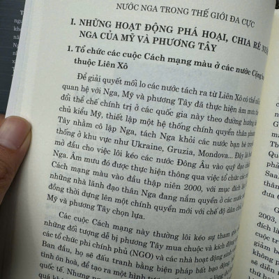 NƯỚC NGA TRONG THẾ GIỚI ĐA CỰC – Nguyễn Văn Hưởng – Thư viện Nguyễn Văn Hưởng – NXB Thông tin & Truyền thông