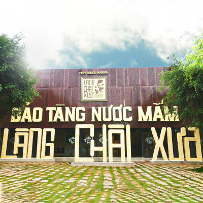 Thùng 6 chai nước mắm CHAY 3 trong 1 Làng Chài Xưa 525ml trái thơm nấm ngọt đậu nành 300 năm truyền thống