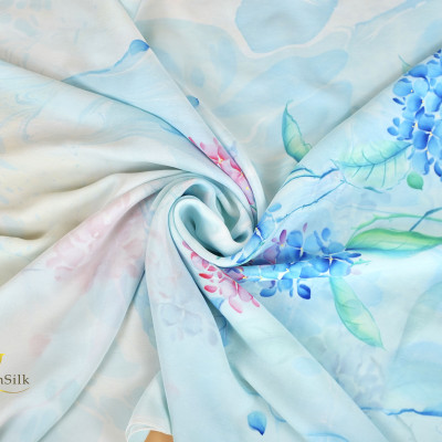 Khăn Lụa Vẽ Thủy Ấn Cẩm Tú Cầu - Tuyệt Phẩm Lụa Việt, Quà Việt Nam, Tinh Hoa Làng Nghề Việt