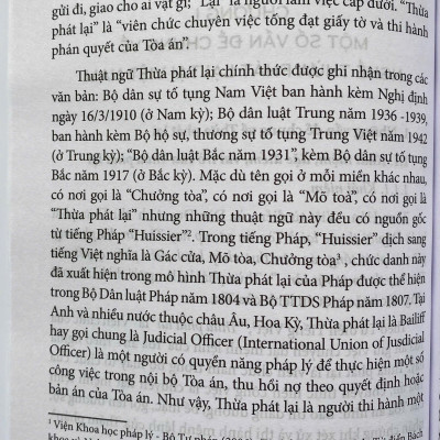 Nghề Thừa Phát Lại Tại Việt Nam - Một Số Vấn Đề Pháp Lý Và Thực Tiễn 