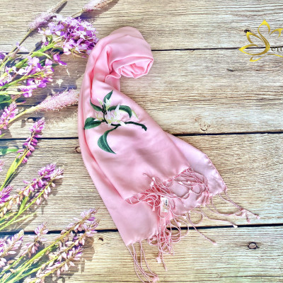 Lụa Tơ Tằm Bảo Lộc Thêu Tay Hoa Ngọc Lan 200x55cm SenSilk, Quà Việt Nam, Hand Embroidery Silk