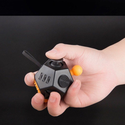 Đồ vật giúp thư giãn Fidget Cube mẫu mới 2019 