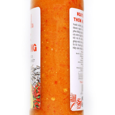 Nước mắm gừng pha sẵn cao cấp Làng Chài Xưa nguyên liệu tươi thơm ngon đặc biệt từ gừng tỏi ớt tươi chai thủy tinh 330g