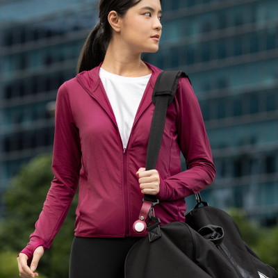 Bao Case Vỏ Bảo Vệ UNIQ Vencer cho AirTag - Hàng Chính Hãng