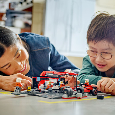 Đồ Chơi Lắp Ráp Trạm Bảo Dưỡng Xe F1 LEGO CITY 60443 (325 Chi Tiết)