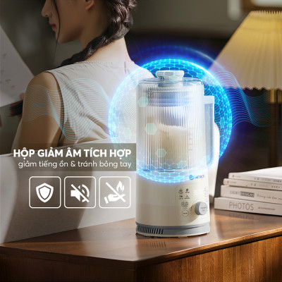 Máy làm sữa hạt Elmich CBE-8720, công suất xay 300W, công suất nấu 500W, dung tích xay nóng 600ml và xay lạnh 800ml, lưỡi dao với 10 cánh giúp xay nhuyễn, nhỏ gọn, dễ dàng lưu trữ và sử dụng - Hàng chính hãng