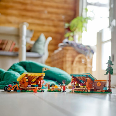 LEGO FRIENDS 42624 Đồ Chơi Lắp Ráp Nhà Gỗ Cắm Trại (437 chi tiết)