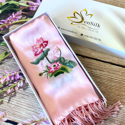 Khăn Lụa Thêu Tay Hoa Sen - SenSilk Embroidery Silk made in Vietnam - Quà Tặng Doanh Nhân - 100% Lụa Tơ Tằm Bảo Lộc Cao Cấp Rụa Tay Thủ Công 200*55cm