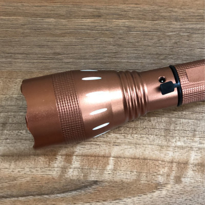 Đèn pin Siêu Sáng UltraFire 8028  ( Hàng Chính Hãng )