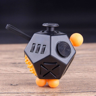 Đồ vật giúp thư giãn Fidget Cube mẫu mới 2019 