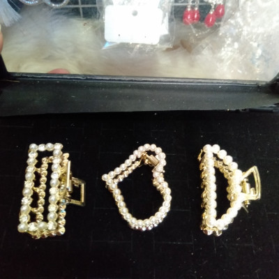 Set 3 kẹp tóc ngọc trai