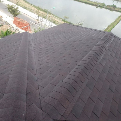 Tấm lợp bitum CANA đồng phẳng dark brown tấm dán phủ đá tự nhiên tấm lợp dẻo nhẹ phủ mái bê tông nhà phố, biệt thự, nhà gỗ, nhà tiền chế