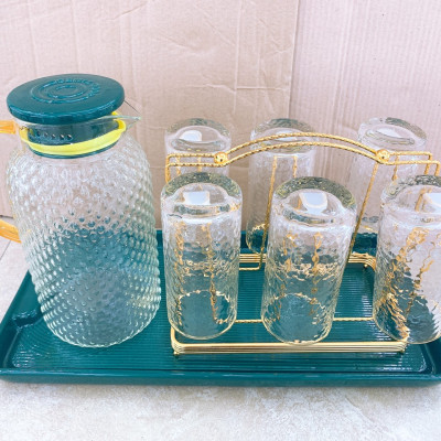 BỘ KHAY SỨ XANH CỔ VỊT, BÌNH ĐỰNG NƯỚC KALANDI KÈM 6  LY THỦY TINH DÁNG CAO, GIÁ TREO CỐC - ANTH253