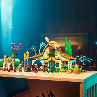 Đồ Chơi Lắp Ráp Ngôi Nhà Của Sinh Vật Huyền Bí LEGO DREAMZZZ 71459 (681 chi tiết)