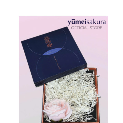 [GIFT]Set hộp Giao Hoà và Hoa hồng sáp