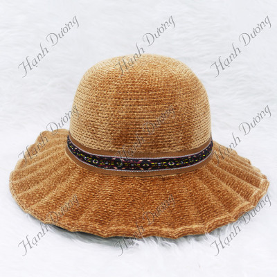 Nón rộng vành nhung xếp ly có thắt nơ hàng quảng châu vành rộng 8cm, phía trong có dây rút size vừa khít cỡ đầu người đội 