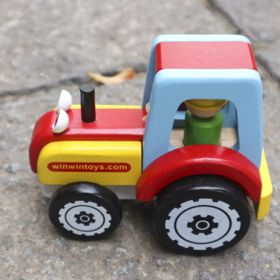 Đồ chơi gỗ Xe máy cày | Winwintoys 63302 | Kích thích vận động và phân biệt màu sắc | Đạt tiêu chuẩn CE và TCVN