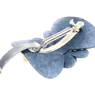 KẸP TÓC BẢNG TO ĐÍNH ĐÁ Ý – DÁNG VẺ QUÝ PHÁI, SANG TRỌNG ĐẾN MỌI CHI TIẾT