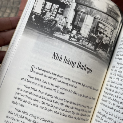 HÀ NỘI MỘT THỦA PHỐ VÀ NGƯỜI - Nguyễn Việt Cường – Tri Thức Trẻ Books - NXB. Hà Nội – Bìa mềm