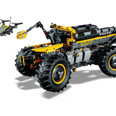 Bộ lắp ráp LEGO Technic 42081 - Xe Máy Xúc Volvo ZEUX (1167 Chi Tiết)