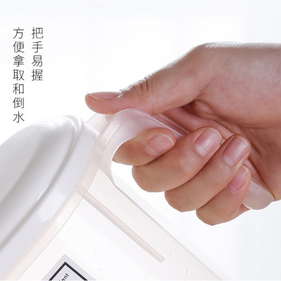 Bình đựng nước có quai Cool Handy 1.8L nội địa Nhật Bản