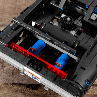 Đồ chơi lắp ráp mô hình LEGO TECHNIC ALL Siêu Xe Dom