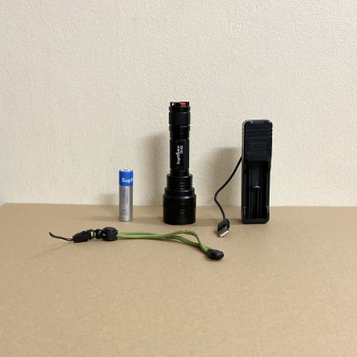 Đèn pin Siêu Sáng SupFire C8-R5 ( Hàng Chính Hãng )