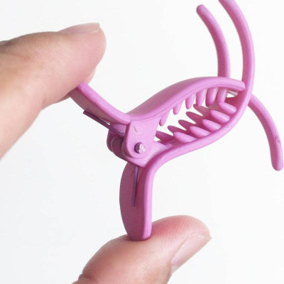 Combo 2 Kẹp tóc nữ càng cua 3 răng màu sắc (màu ngẫu nhiên)