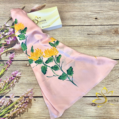 Khăn Quấn Cổ Lụa Tơ Tằm Thời Trang Vẽ Tay Cúc Vàng SenSilk Limited, Silk Painting Scarves 180 x 55cm, Quà Tặng Sinh Nhật Mẹ