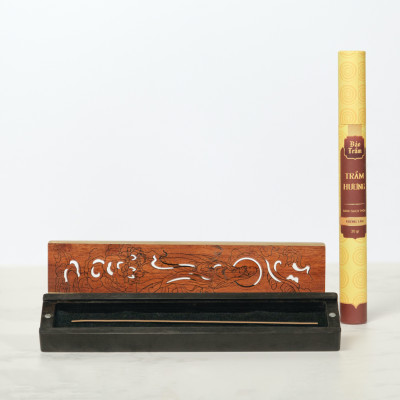 Trầm Thanh Cao Cấp 20cm – Hộp Vàng 20g – Bảo Trầm | Hương Trầm Tự Nhiên – Sạch – Thư Giãn