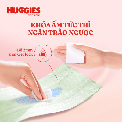 Tã/bỉm quần HUGGIES SKINCARE MEGA JUMBO size L 96+8 miếng