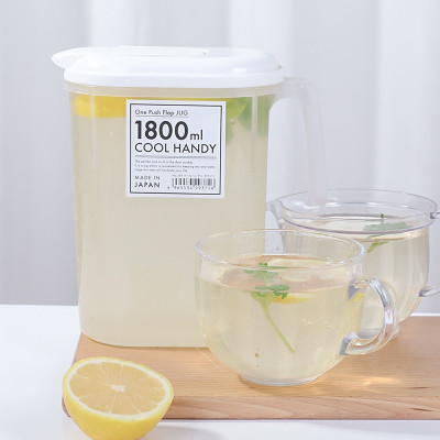 Bình nước nắp bật Yamada 1.8L, làm từ nhựa PP cao cấp, rất tiện lợi & hữu ích - nội địa Nhật Bản