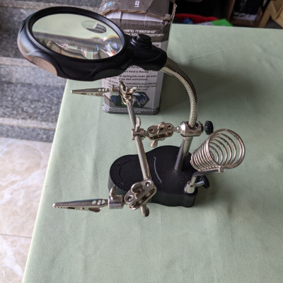 Kính Lúp Soi Kẹp Hàn Mạch Điện Tử Có Đèn LED - Loại Tốt, Rất Chắc Chắn