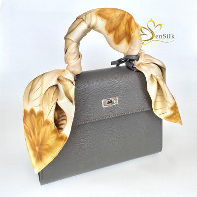 Khăn Lụa Vẽ Tay 3D Thời Trang SenSilk Dahlia, Quà Tặng Lụa Tơ Tằm 55x55cm, Khăn lụa vuông vẽ tay cao cấp, Lụa Bảo Lộc Vẽ Tay