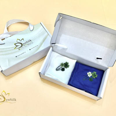 Silk Handkerchief 100% Handmade Embroidery - Khăn Tay Thêu Lụa Cỏ 4 Lá - Quà Tặng Trái Tim SenSilk - Best Seller Vienam Gift