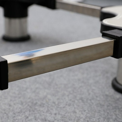 Kệ đỡ máy giặt, tủ lạnh chất liệu inox, khoảng điều chỉnh kích thước 48-60cm