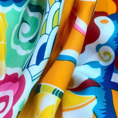 Khăn lụa tơ tằm vuông cuốn biên thủ công Phượng 90x90cm