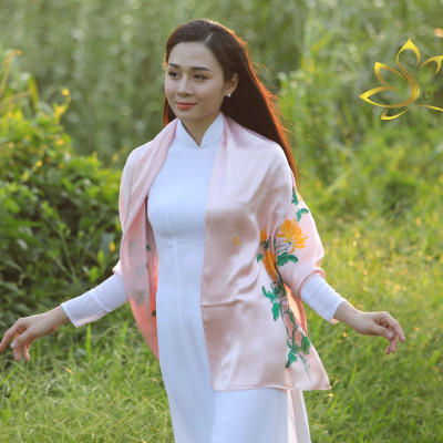 Khăn Quấn Cổ Lụa Tơ Tằm Thời Trang Vẽ Tay Cúc Vàng SenSilk Limited, Silk Painting Scarves 180 x 55cm, Quà Tặng Sinh Nhật Mẹ