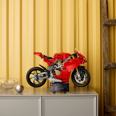 Đồ Chơi Lắp Ráp Xe Moto Ducati LEGO TECHNIC 42202 (1603 chi tiết)