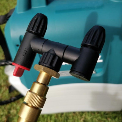 MÁY PHUN THUỐC DÙNG PIN 18V (0,3 MPA) MAKITA DUS054Z (KHÔNG KÈM PIN VÀ SẠC) - HÀNG CHÍNH HÃNG