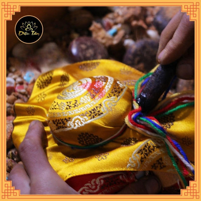 Bảo Bình Hoàng Thần Tài - Bình Tài Bảo Chiêu Tài Lộc đã gia trì Mật Tông đồ thờ cúng ban thờ ban thần tài -shop Diệu Tâm