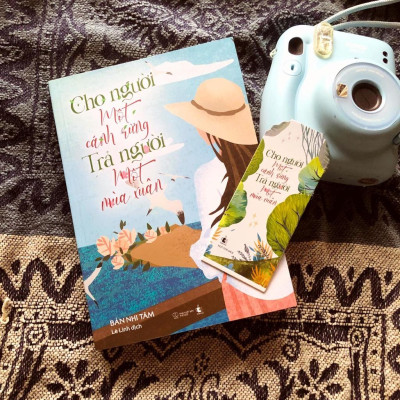 Cho Người Một Cánh Rừng, Trả Người Một Mùa Xuân - Bản Quyền