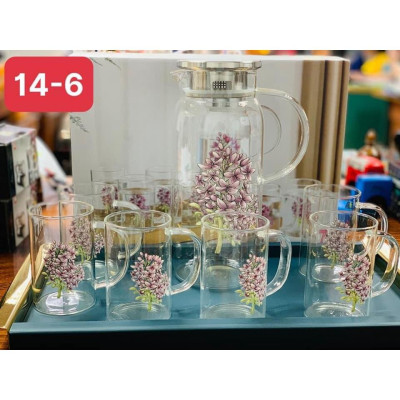 Bộ bình đựng nước uống thủy tinh kèm 6 cốc hoa ( không bao gồm khay )